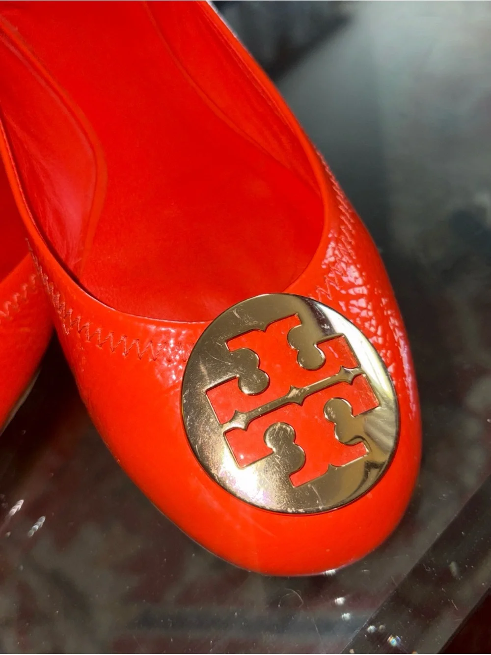 Tory Burch Bright bright orange 🍊 gold Logo Leather Ballet Flats, size 8